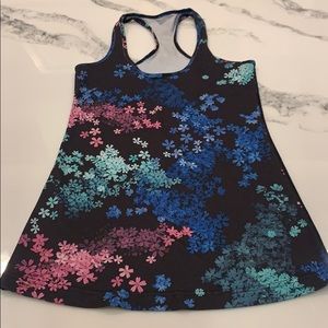 Lululemon racerback tank top sz 6